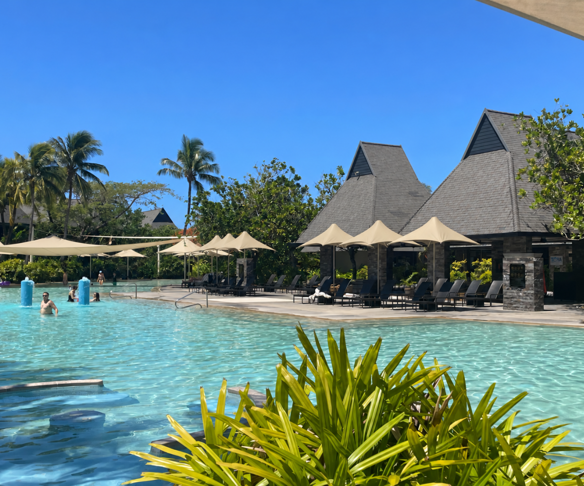 Skyspan Resort Shade 3
